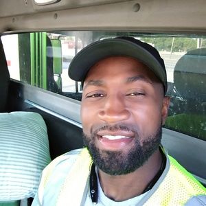 Meet your Posher, Emmanuel